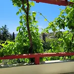 Matakia Villa *